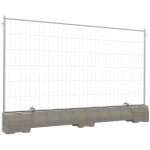 Barrire basse en bton avec clture ou arceau