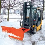 Lame chasse - neige pour chariot lvateur