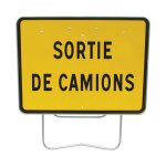 Panneau avec pied solidaire sortie de camions