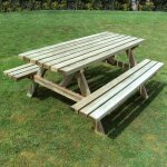 Table de pique - nique foresti�re