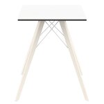 Table � manger vondom faz wood plateau carr� blanc et pieds ch�ne