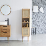Colonne de salle de bain en bois massif et cannage
