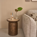Table d'appoint en bois de manguier et travertin Table d'appoint en bois de manguier et travertin