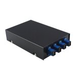 Le coffret d'extrmit de fibre optique de bureau de 4 ports a fond le mur avec la bride de fibre  ...