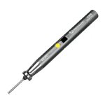 M�canicien gdr1 chargeant sans fil petit stylo de meulage de polissage de puce tenu dans la main