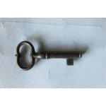 Ancienne petite clé pour bte a musique, bte bijoux, ecrin / 4 Ancienne petite clé pour bte a musique, bte bijoux, ecrin / 4