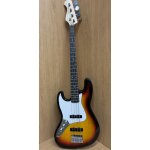 Basse harley benton  ; gaucher ; standard series 4 cordes left hand