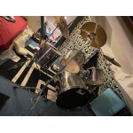Batterie pearl chrome et 4 cymbales
