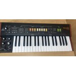 Behringer vc340 vocoder analogique vintage strings synth�tiseur
