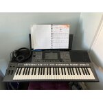 Clavier arrangeur professionnel yamaha de qualit avec support et housse achet chez scott en parfait ...