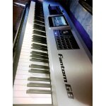 Clavier piano roland fantom g8 (88 touches)
