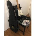 Vend guitare electrique jim harley + accessoires