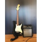 Guitare electrique « jim harley » + caisson « ibanez » Guitare electrique « jim harley » + caisson « ibanez »