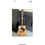 Guitare martin, tr�s peu jou�, etat impeccable. facture ok . achat 850�