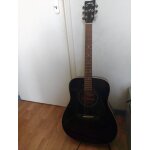 Vend guitare yamaha bonne etat mais manque la dernière corde je donne deux lot de corde avec la guitare ... Vend guitare yamaha bonne etat mais manque la dernière corde je donne deux lot de corde avec la guitare ...