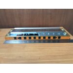 Harmonica hohner factice, objet publicitaire de 35, 5cm de long, abîmé sur un côté Harmonica hohner factice, objet publicitaire de 35, 5cm de long, abîmé sur un côté