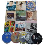 Lot musique et divers / 9 singles / 3 cd sans pochette / 2 dvd sans pochette