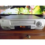 Magnetoscope seg vcr306 (fr) hq showview vcr 6 t�tes de lecture heads connecteurs entr�e : rca p�ritel ...