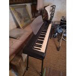 Piano yamaha portable