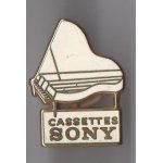 Pin's cassettes sony / piano