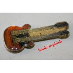 Pin's de guitare electrique double manche