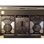 Régie dj pioneer 400 (platines cdj - 400 (x2) + djm - 400 (x1)) Régie dj pioneer 400 (platines cdj - 400 (x2) + djm - 400 (x1))