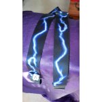 Sangle pour guitare bleu noir blanc avec des eclairs marque perri's fabrique au canada 139 grammes