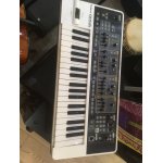 Synthétiseur roland sh - 01 gaia Synthétiseur roland sh - 01 gaia