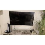 T�l�vision continental edison 143 cm 4k �cran incurv� en excellent �tat.