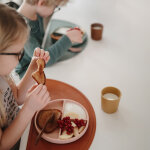 Assiette � compartiments en silicone avec ventouse blush