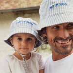 Bob b�b� r�versible art of siesta large rayure bleu (3 - 6 mois)