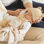 Bonnet de naissance ours en maille caramel (0 - 1 mois)
