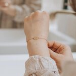 Bracelet m�daille madelaine (plaqu� or jaune)