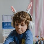 Casque audio bluetooth kidyears lapin oreilles aimant�es