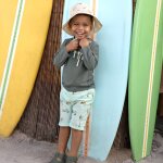 Chapeau anti - uv planches de surf �cru (07 - 18 mois)