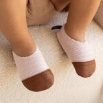 Chaussons les petits velours rose p�le (pointures 24 - 26)