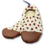 Chaussons tout - terrain les petits c?urs (pointures 24 - 26)