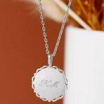 Collier cha�ne m�daille dentelle personnalisable (argent)