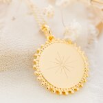 Collier m�daille ronde eclipse personnalisable (or jaune 18 carats)
