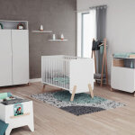 Commode � langer en bois de h�tre pirate blanc