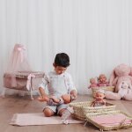Couffin pour poup�e en feuille de palmier rose