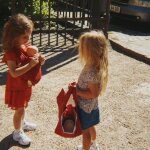 Couffin pour poup�e fraise � pois