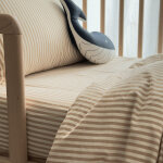 Drap housse percale de coton ray� ambre (70 x 140 cm)