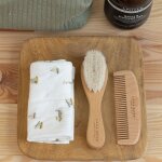 Ensemble brosse et peigne b�b� en bois
