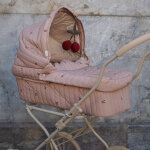 Landau pour poup�e cherry blush