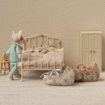 Lit vintage souris blanc cass�