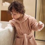 Peignoir en �ponge wild rose (3 - 4 ans)