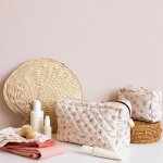 Petite trousse de toilette berries