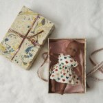 Poup�e c?ur color�