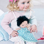 Poup�e souple b�b� ari (22, 5 cm)